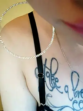Snapshot of Fuck-Gina chatting on July 11, 2026, 8:53 pm Fuck-Gina online show from July 11, 2026, 8:53 pm