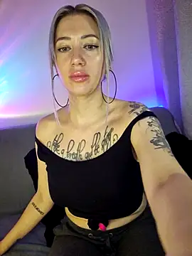 Snapshot of Fuck-Gina chatting on October 22, 2025, 10:52 pm Fuck-Gina online show from October 22, 2025, 10:52 pm