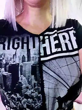 Snapshot of Fuck-Gina chatting on December 14, 2025, 3:57 am Fuck-Gina online show from December 14, 2025, 3:57 am