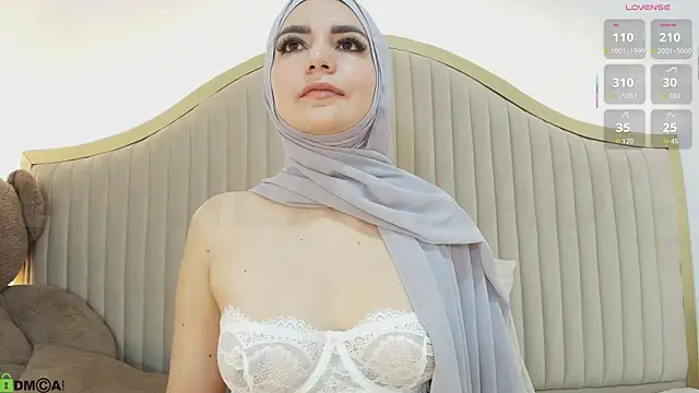 Snapshot of dalilasaadi_ chatting on September 18, 2025, 4:21 pm dalilasaadi online show from September 18, 2025, 4:21 pm