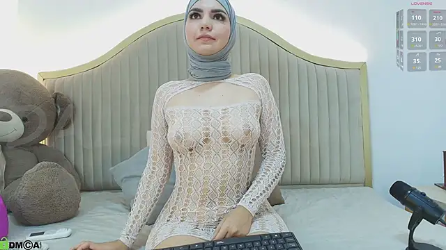 Snapshot of dalilasaadi_ chatting on October 13, 2025, 5:03 pm dalilasaadi online show from October 13, 2025, 5:03 pm