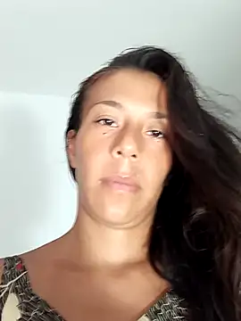 Snapshot of Luna-Natural chatting on September 16, 2025, 2:01 am Luna-Natural online show from September 16, 2025, 2:01 am