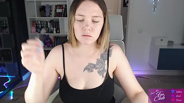 Emma Bryan online show from May 12, 2026, 7:31 pm