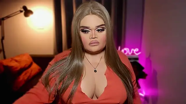 Snapshot of KarolinaThompson chatting on February 3, 2026, 8:30 am KarolinaThompson online show from February 3, 2026, 8:30 am