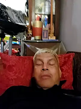 gayphotograper online show from September 28, 2025, 6:26 pm