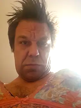 69thongxh online show from December 14, 2025, 6:13 pm