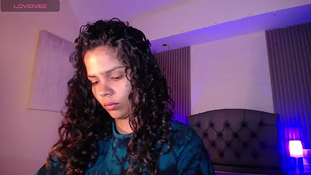 Snapshot of ximena_diaz chatting on March 3, 2025, 9:26 pm ximena diaz online show from March 3, 2025, 9:26 pm