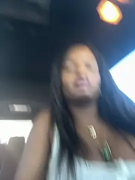 NicoleCocksXXX online show from April 17, 2026, 9:50 pm