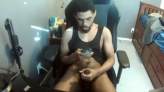 Snapshot of Neovergil0 chatting on November 17, 2025, 7:40 pm Neovergil0 online show from November 17, 2025, 7:40 pm