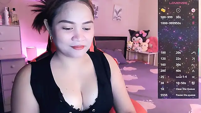 yenyen  online show from May 26, 2026, 1:26 am