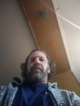 trucker1979 online show from March 15, 2026, 6:04 pm