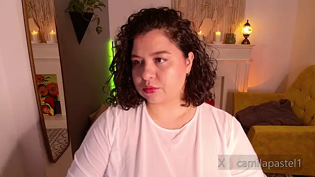 Snapshot of camilapastel chatting on August 3, 2026, 6:25 pm camilapastel online show from August 3, 2026, 6:25 pm
