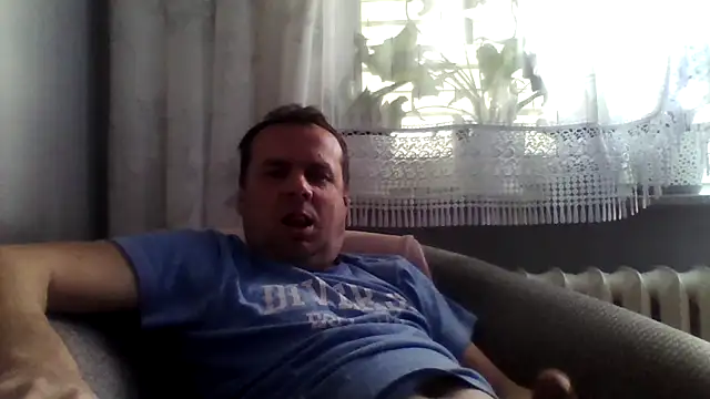 grzes19763 online show from April 13, 2026, 2:43 pm