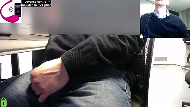 Snapshot of pliko chatting on February 28, 2025, 8:53 am pliko online show from February 28, 2025, 8:53 am