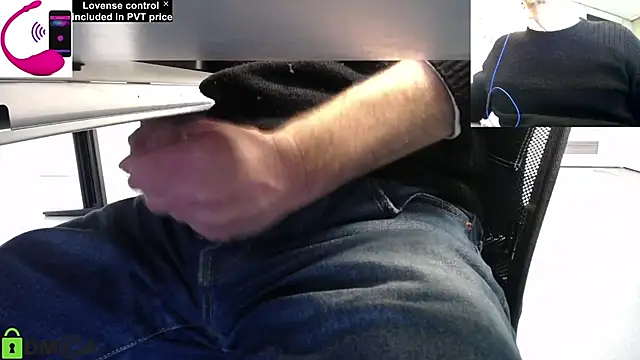 Snapshot of pliko chatting on December 2, 2024, 10:56 am pliko online show from December 2, 2024, 10:56 am