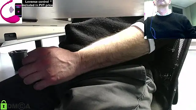 Snapshot of pliko chatting on March 12, 2025, 3:40 pm pliko online show from March 12, 2025, 3:40 pm