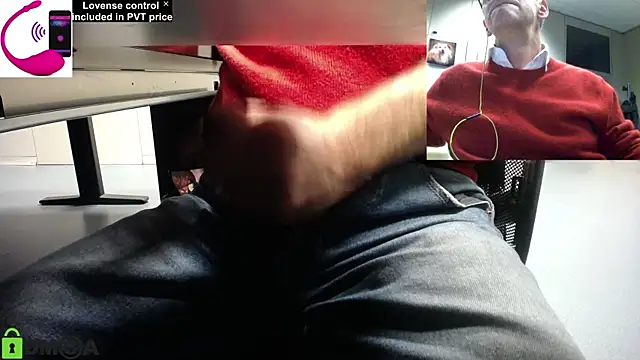 Snapshot of pliko chatting on October 31, 2025, 3:52 pm pliko online show from October 31, 2025, 3:52 pm