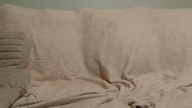 Snapshot of beautylovess chatting on November 15, 2025, 4:05 am beautylovess online show from November 15, 2025, 4:05 am