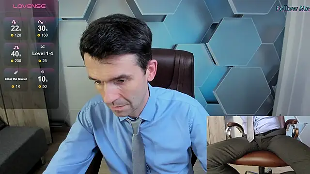 SteveTiger online show from December 22, 2025, 1:11 pm