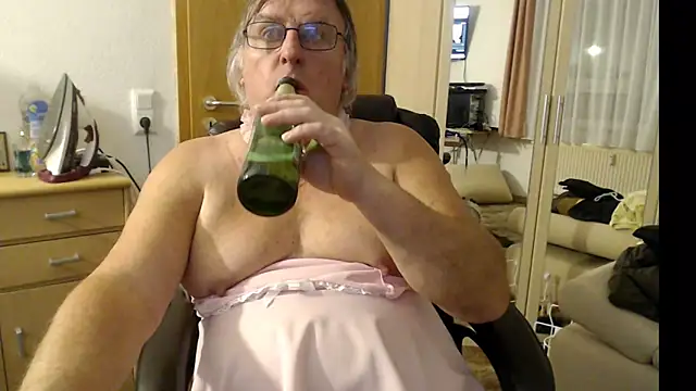 Sissygera online show from January 10, 2025, 5:02 pm