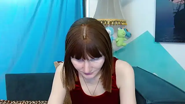 Snapshot of cornflower_mm chatting on November 28, 2025, 1:39 am cornflower mm online show from November 28, 2025, 1:39 am