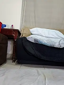 Snapshot of estrella_tasty chatting on September 27, 2025, 1:45 am estrella tasty online show from September 27, 2025, 1:45 am