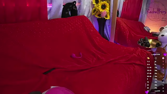 Rachellkors online show from March 20, 2025, 11:38 am