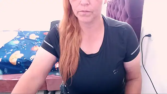 Snapshot of sweetxblonde chatting on December 21, 2024, 8:43 pm sweetxblonde online show from December 21, 2024, 8:43 pm