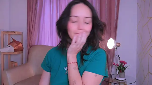 molly marmalade  online show from November 11, 2025, 3:18 pm