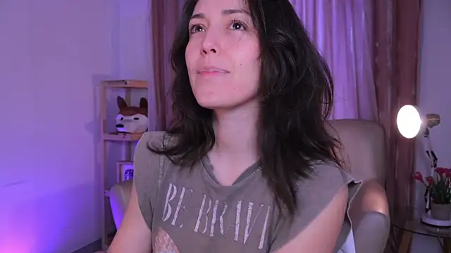 molly marmalade  online show from November 12, 2025, 2:10 pm