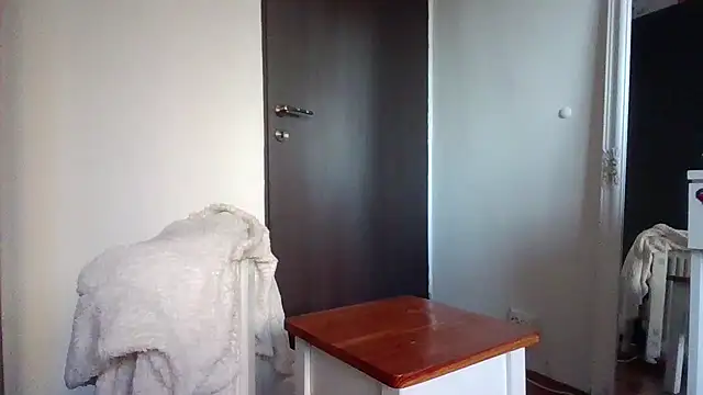 Snapshot of suuzykiss chatting on March 7, 2025, 6:13 am suuzykiss online show from March 7, 2025, 6:13 am