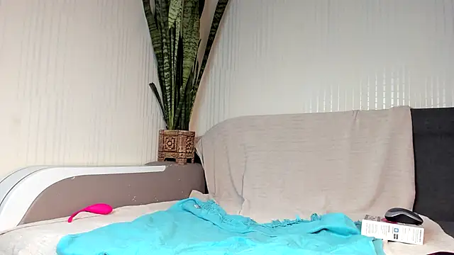 Snapshot of Analcatwalk chatting on December 12, 2024, 2:26 am Analcatwalk online show from December 12, 2024, 2:26 am