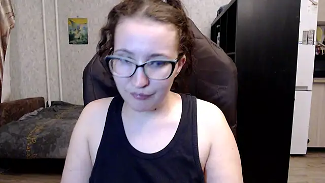 AnKey Rayah online show from November 26, 2025, 5:13 pm