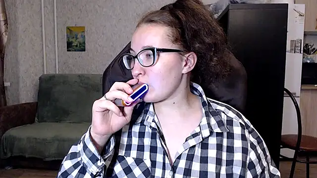 Snapshot of AnKey_Rayah chatting on September 13, 2025, 5:35 pm AnKey Rayah online show from September 13, 2025, 5:35 pm