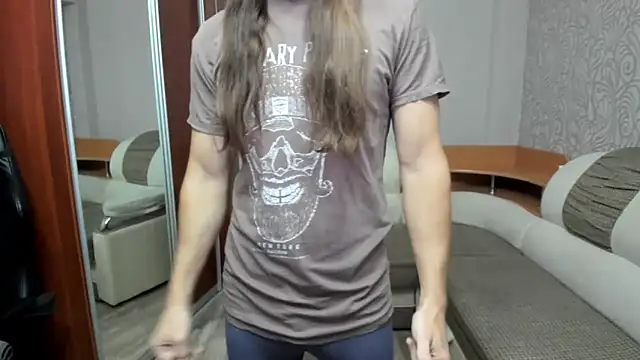 Marrymepls online show from October 22, 2025, 9:03 pm