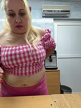 Snapshot of SabinaSweety chatting on February 22, 2025, 6:52 pm SabinaSweety online show from February 22, 2025, 6:52 pm