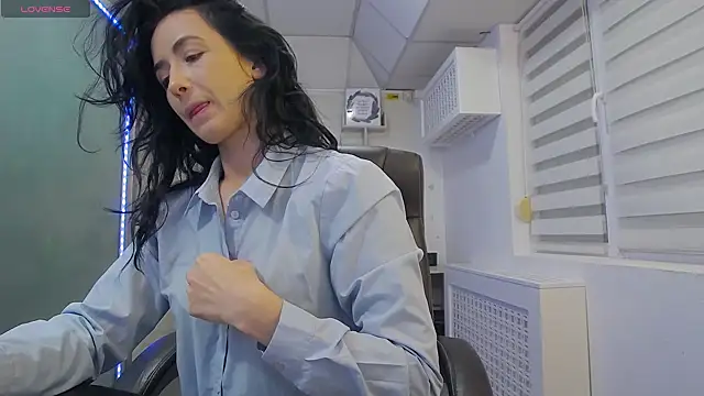 Snapshot of GlamKate chatting on March 11, 2025, 7:14 am GlamKate online show from March 11, 2025, 7:14 am