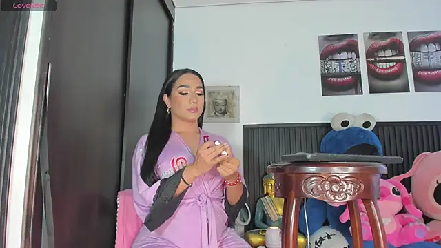 Snapshot of KATALINA_HOT_TS chatting on April 19, 2026, 7:05 pm KATALINA HOT TS online show from April 19, 2026, 7:05 pm