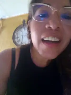 Snapshot of mila38 chatting on October 31, 2025, 9:39 am mila38 online show from October 31, 2025, 9:39 am