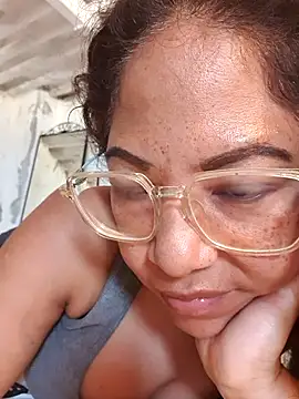 Snapshot of mila38 chatting on July 9, 2026, 3:44 pm mila38 online show from July 9, 2026, 3:44 pm