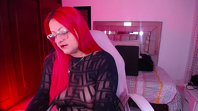 Snapshot of salomecastro_ chatting on May 5, 2026, 3:31 am salomecastro online show from May 5, 2026, 3:31 am