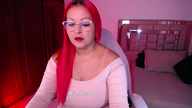 Snapshot of salomecastro_ chatting on May 18, 2026, 10:47 pm salomecastro online show from May 18, 2026, 10:47 pm