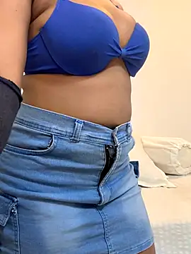 angelwavy online show from December 19, 2025, 1:31 am