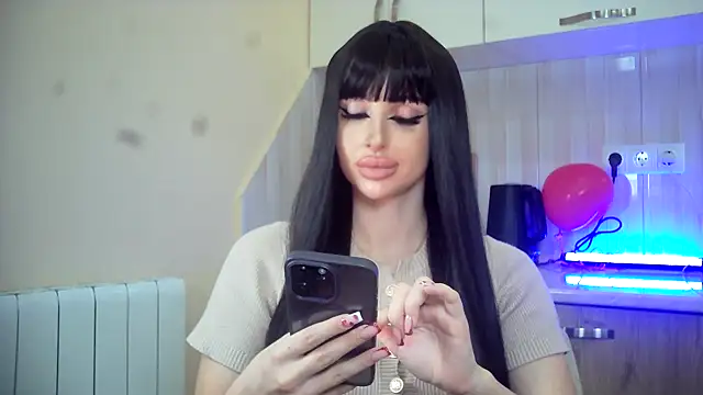 Lady Joli online show from February 15, 2026, 7:51 am