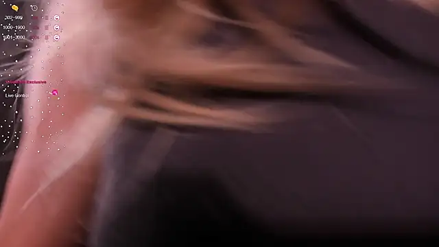 CharliSweet online show from April 16, 2026, 9:50 pm