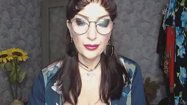 Snapshot of Aziza1 chatting on April 30, 2026, 3:19 pm Aziza1 online show from April 30, 2026, 3:19 pm