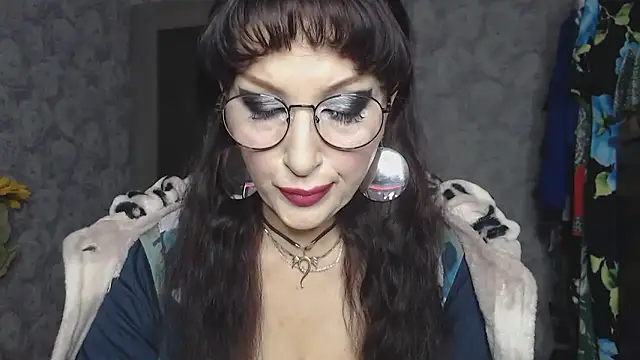 Snapshot of Aziza1 chatting on October 21, 2025, 3:00 pm Aziza1 online show from October 21, 2025, 3:00 pm