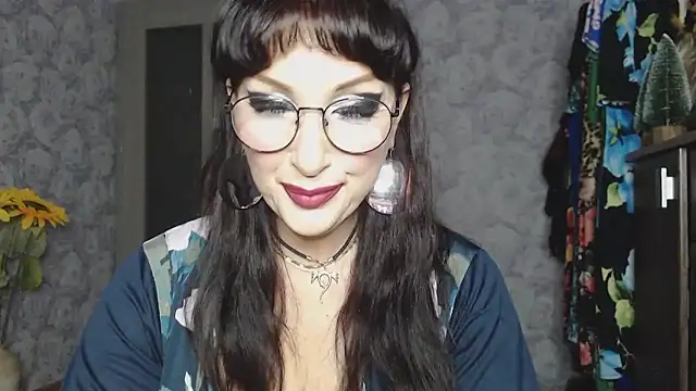 Snapshot of Aziza1 chatting on October 3, 2025, 3:46 pm Aziza1 online show from October 3, 2025, 3:46 pm