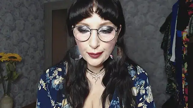 Snapshot of Aziza1 chatting on March 22, 2025, 2:47 pm Aziza1 online show from March 22, 2025, 2:47 pm