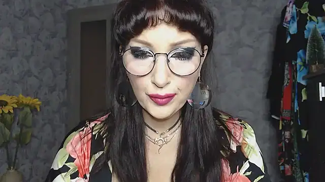 Snapshot of Aziza1 chatting on September 25, 2025, 2:23 pm Aziza1 online show from September 25, 2025, 2:23 pm